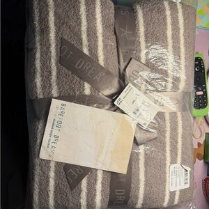 Barefoot Dreams Beach Rock Cream Blanket